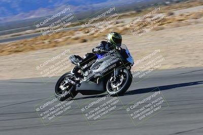 media/Jan-09-2022-SoCal Trackdays (Sun) [[2b1fec8404]]/Turn 8 (1045am)/